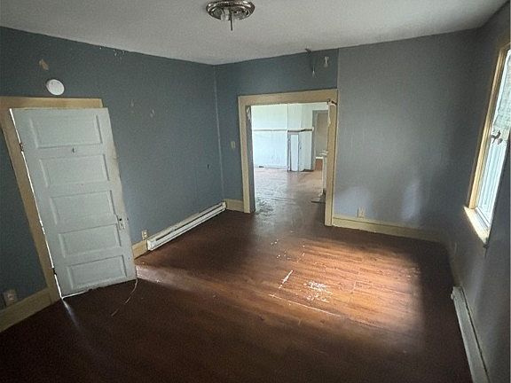 2nd image of 3269 W 32nd St