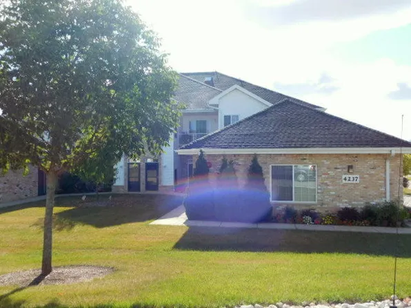 4237-4 Taylor Hbr W, Mount Pleasant, WI 53403
