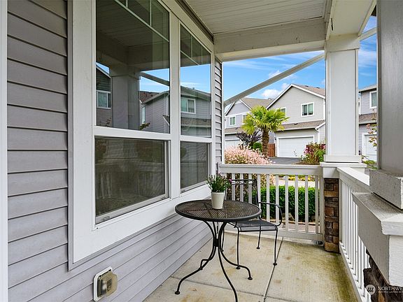 2nd image of 8408 25th St NE