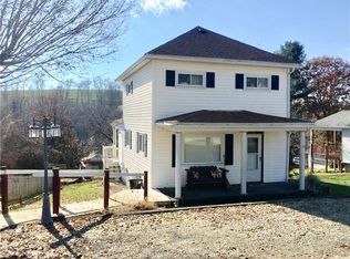 16 Leyda Ave, Charleroi, PA 15022