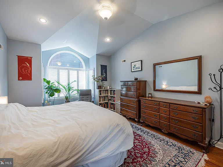 2217 League St — Photo 27