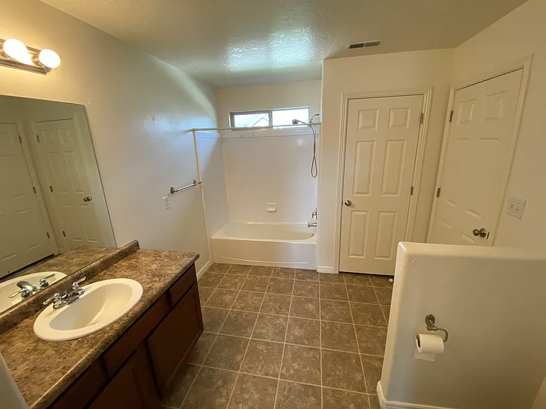 1282 Lily Pad Dr — Photo 8