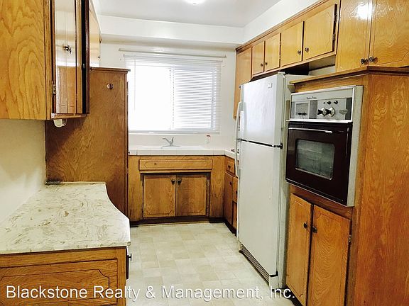 4th image of 1135 N Ogden Dr APT 4