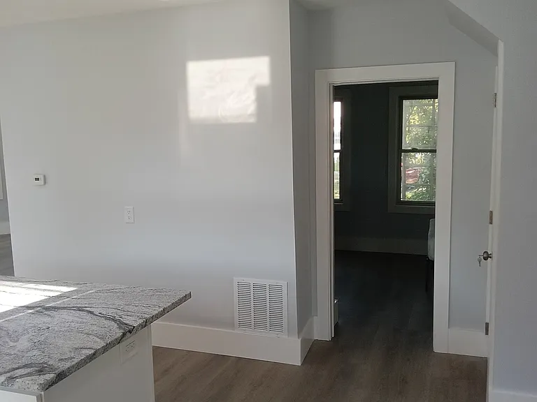 15 Newport St — Photo 10