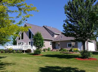 3641 Town Hall Rd, Junction City, WI 54443