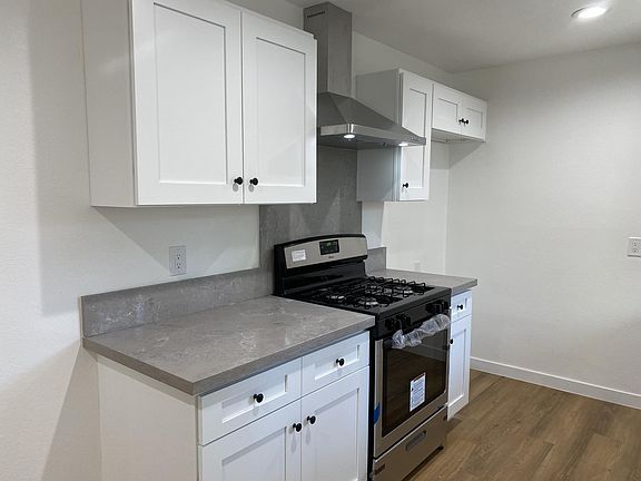 3rd image of 303 N Vine St APT C