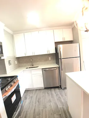 Rented by Smart NY Realty LLC | media 4