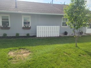 312 Mumford Dr, Troy, OH 45373