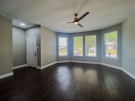 3rd image of 6428 Stonewater Bend Trl