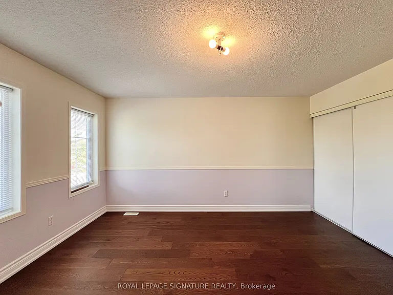 99 Tansley Cres — Photo 31