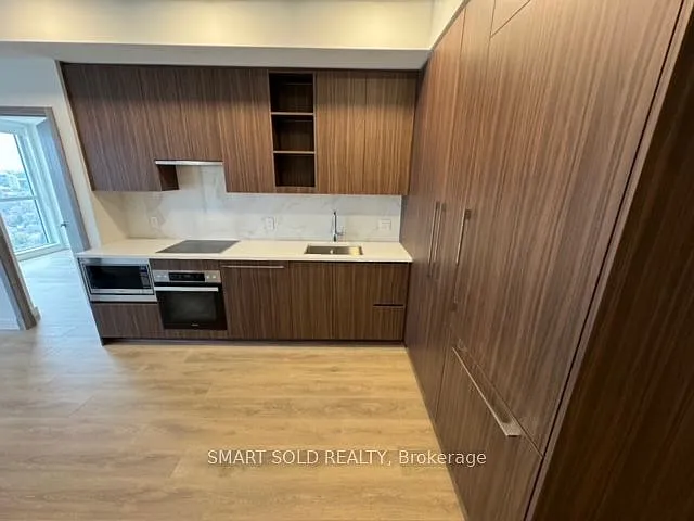 27 McMahon Dr #2701 — Photo 2
