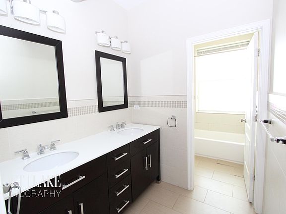 3rd image of 1218 W Wilson Ave #2