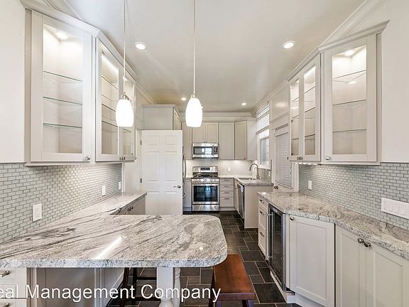 5th image of 810 Green St #810