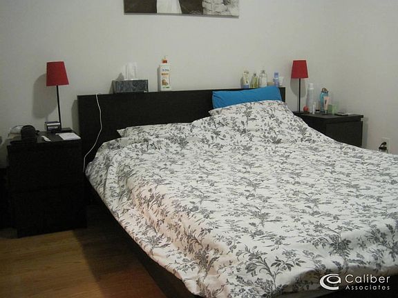 5th image of 312 E 90th St APT 2B