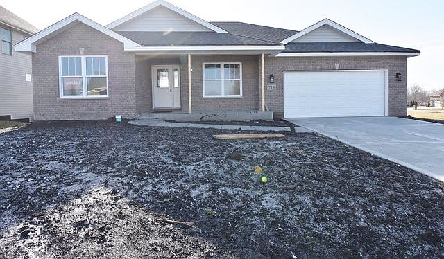 1st image of 714 E Wesley Dr