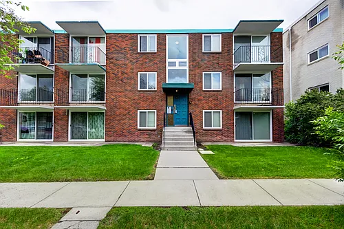 2015 11th Ave SW #204 Photo 1