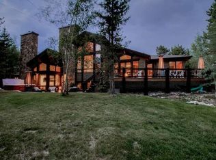 1745 Red Hawk Rd, Silverthorne, CO 80498