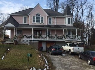220 Coral Dr, Pittsburgh, PA