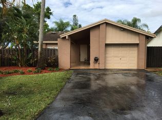 13627 SW 114th Ln, Miami, FL 33186