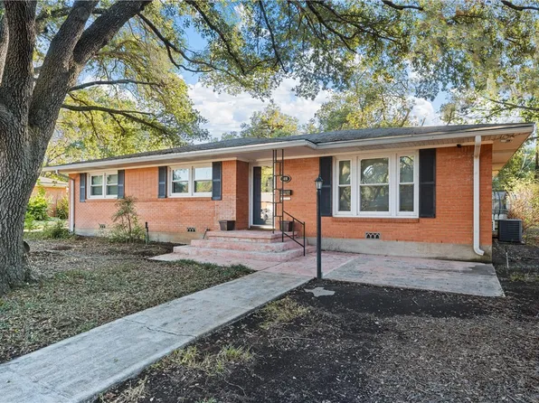 2416 N 49th St, Waco, TX 76710