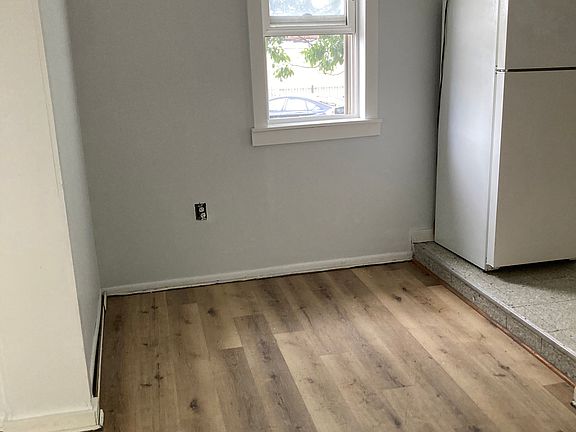 5th image of 2830 W Armitage Ave APT 2FRB