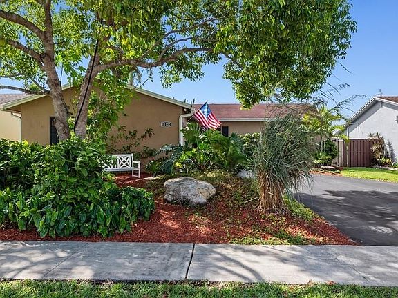 2nd image of 11100 NW 21st Street
