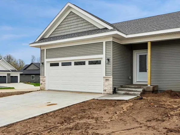 1001 Highland Trl, Solon, IA 52333