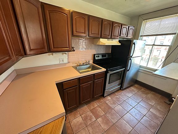 5th image of 669 Massachusetts Ave #3