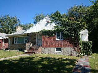 41 Church St, West Roxbury, MA 02132