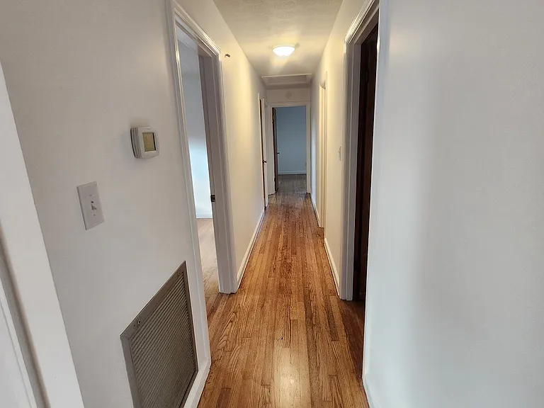 2322 Oakland Dr NW — Photo 12