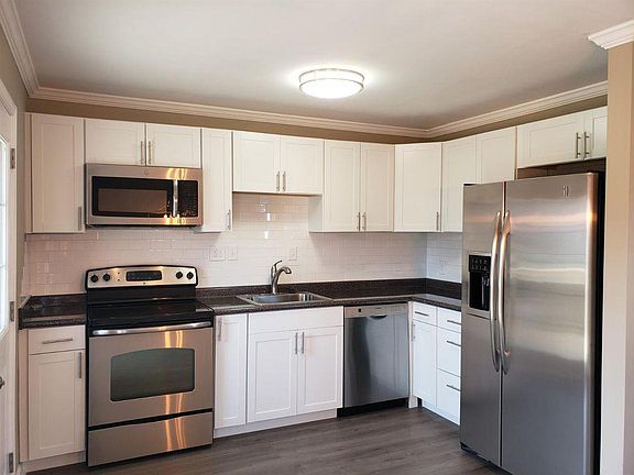 3rd image of 6220 Shearwater Dr