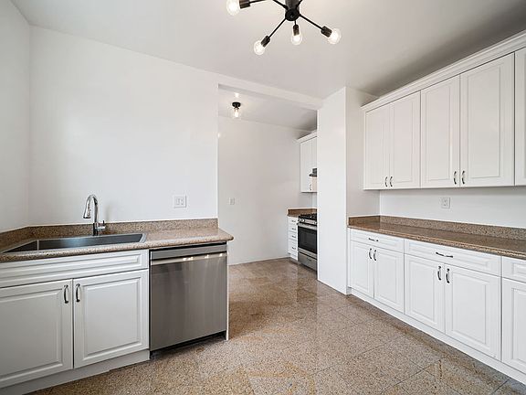 5th image of 3435 18th St #6