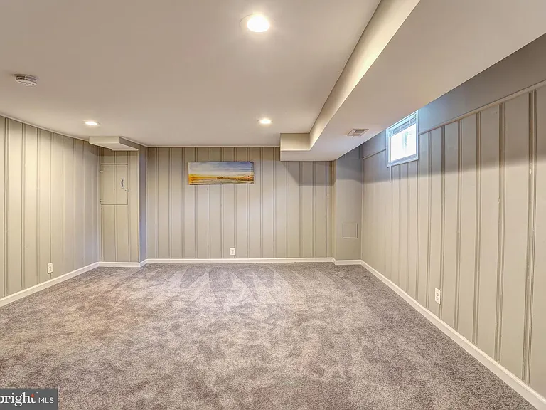 1115 N Marlyn Ave — Photo 12