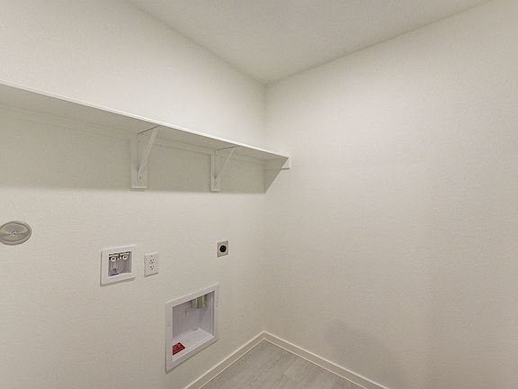 4th image of 16132 Sepia Manor St