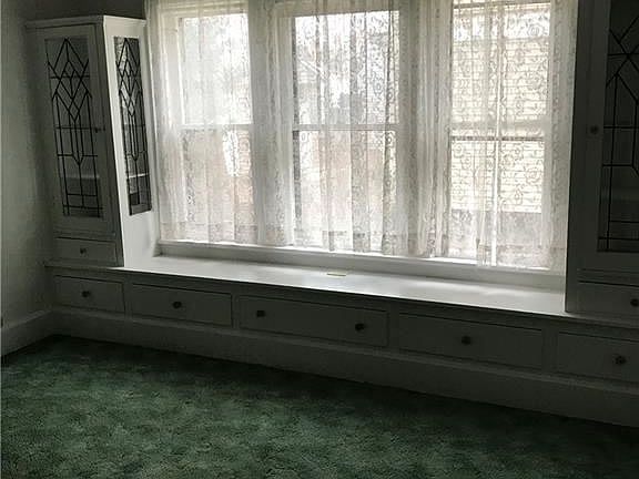 5th image of 2067 Carabel Ave