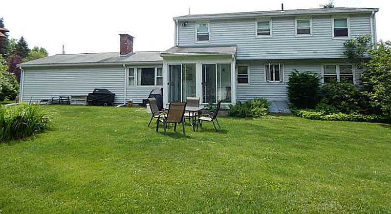 1st image of 16 Plantation Dr