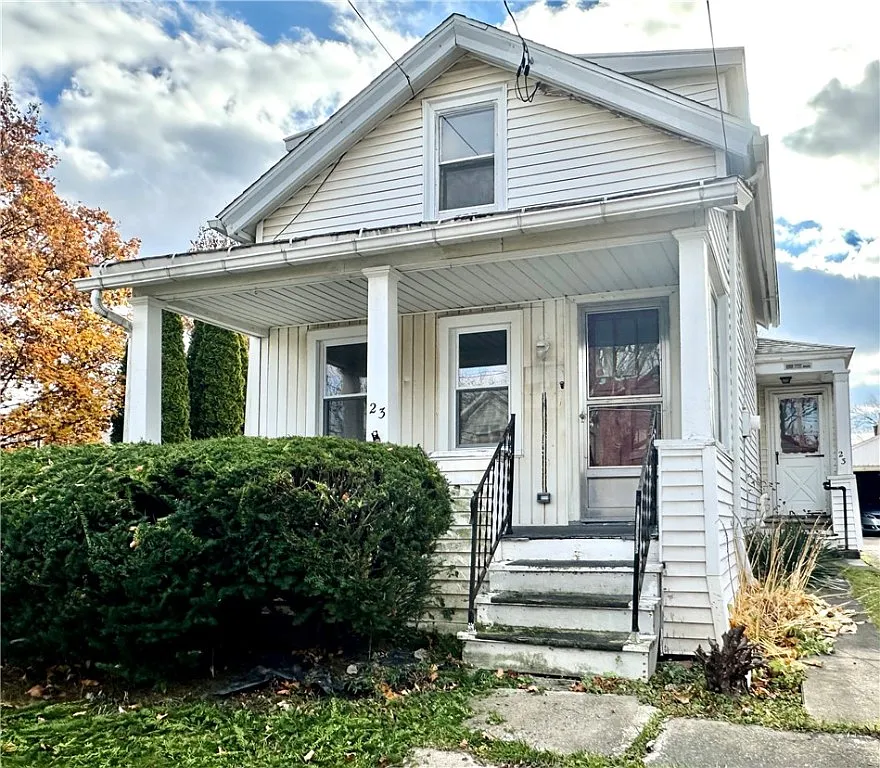 23 W High St photo 1