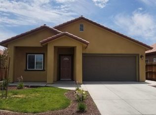 1382 Oso Dr, Madera, CA 93638