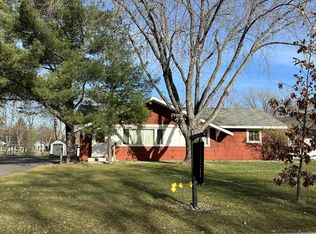 8595 Hilo Trl S, Cottage Grove, MN 55016