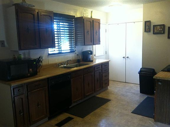 5th image of 3087 N Pleasant Ave