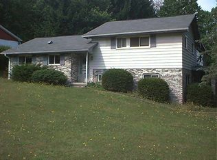 508 Maxwell Hill Rd, Beckley, WV 25801