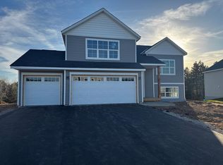 539 Lagrandeur Rd, Somerset, WI 54025