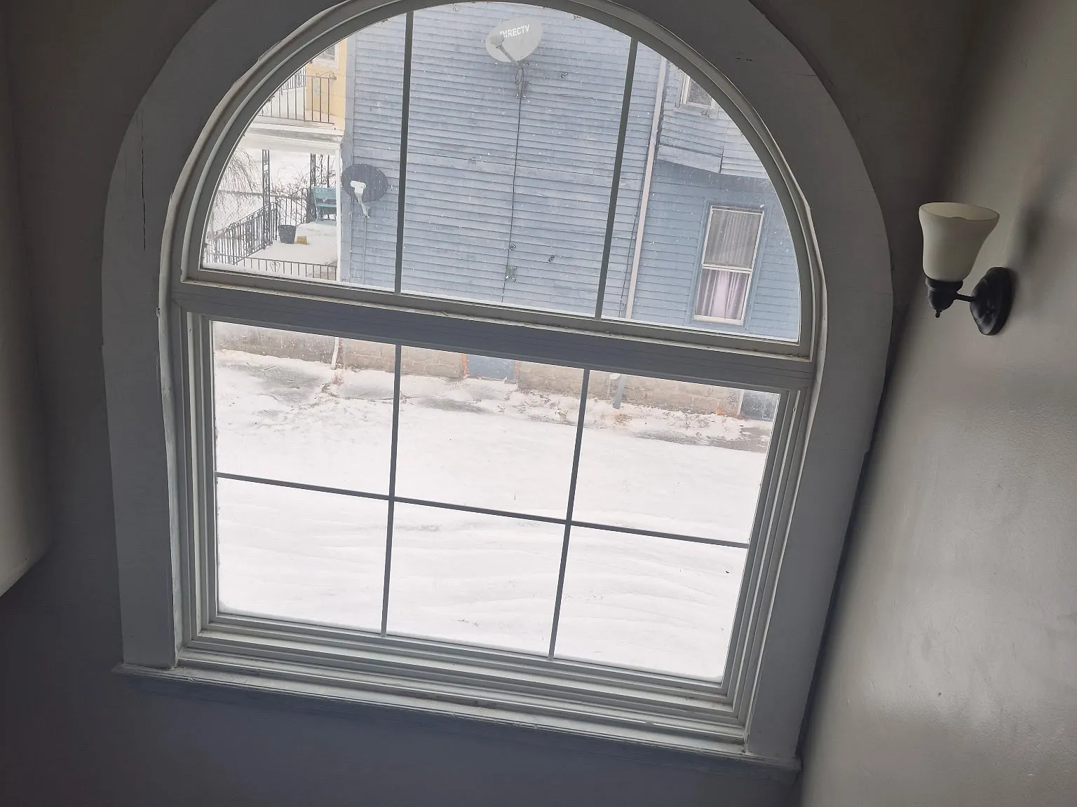 37 Holland Pl — Photo 4