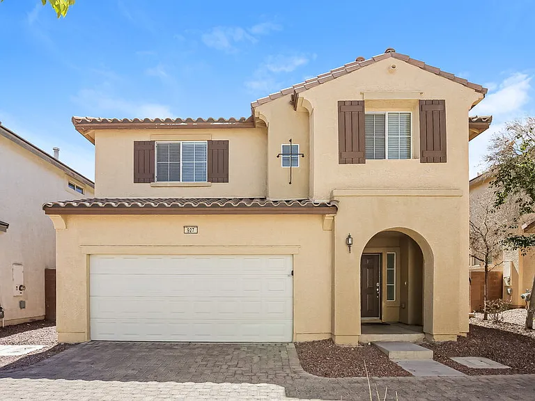 927 Appaloosa Hills Ave — Photo 1