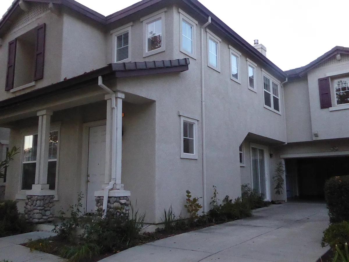 Building Photo - 1679 Pala Ranch Cir