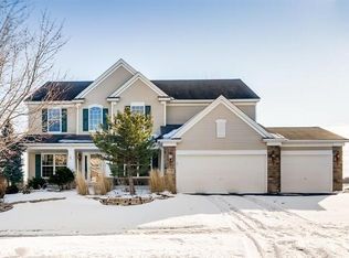 797 Ali Ln, Victoria, MN 55386