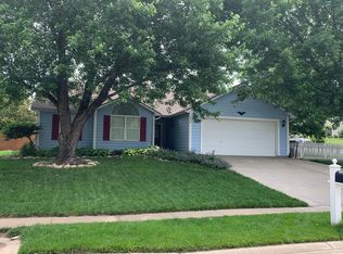 1238 Sandusky Dr, Eudora, KS 66025