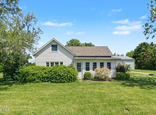 6612 Holcomb Rd, Pemberville, OH 43450