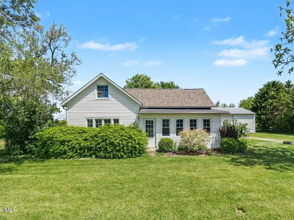 6612 Holcomb Rd, Pemberville, OH 43450