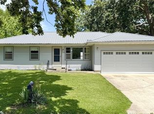 1207 Scott St, Trenton, MO 64683